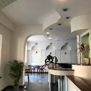 villa-elisa-rimini.riccione-hotels.org/