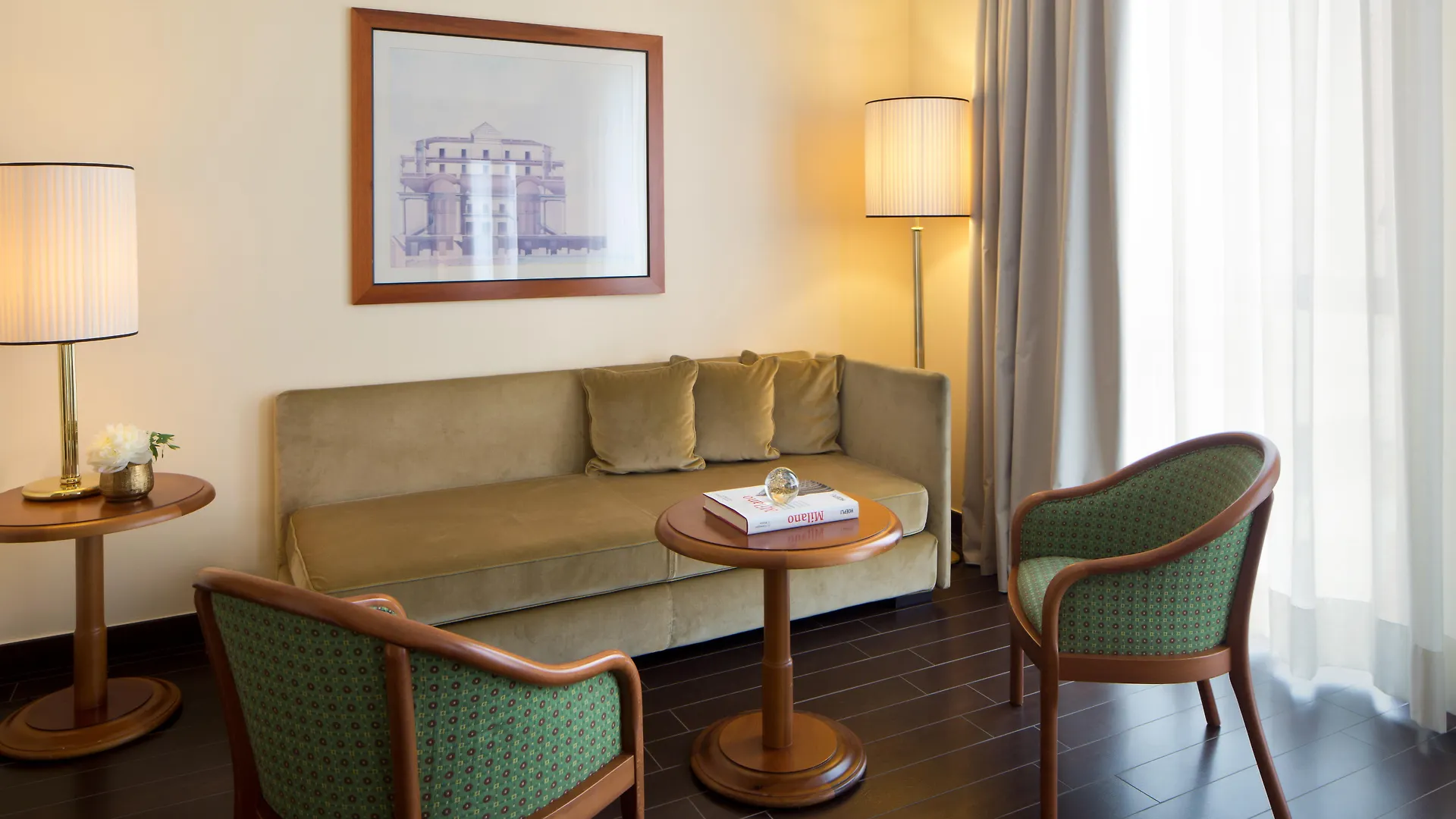 Starhotels Business Palace Milano 4*,  Italia