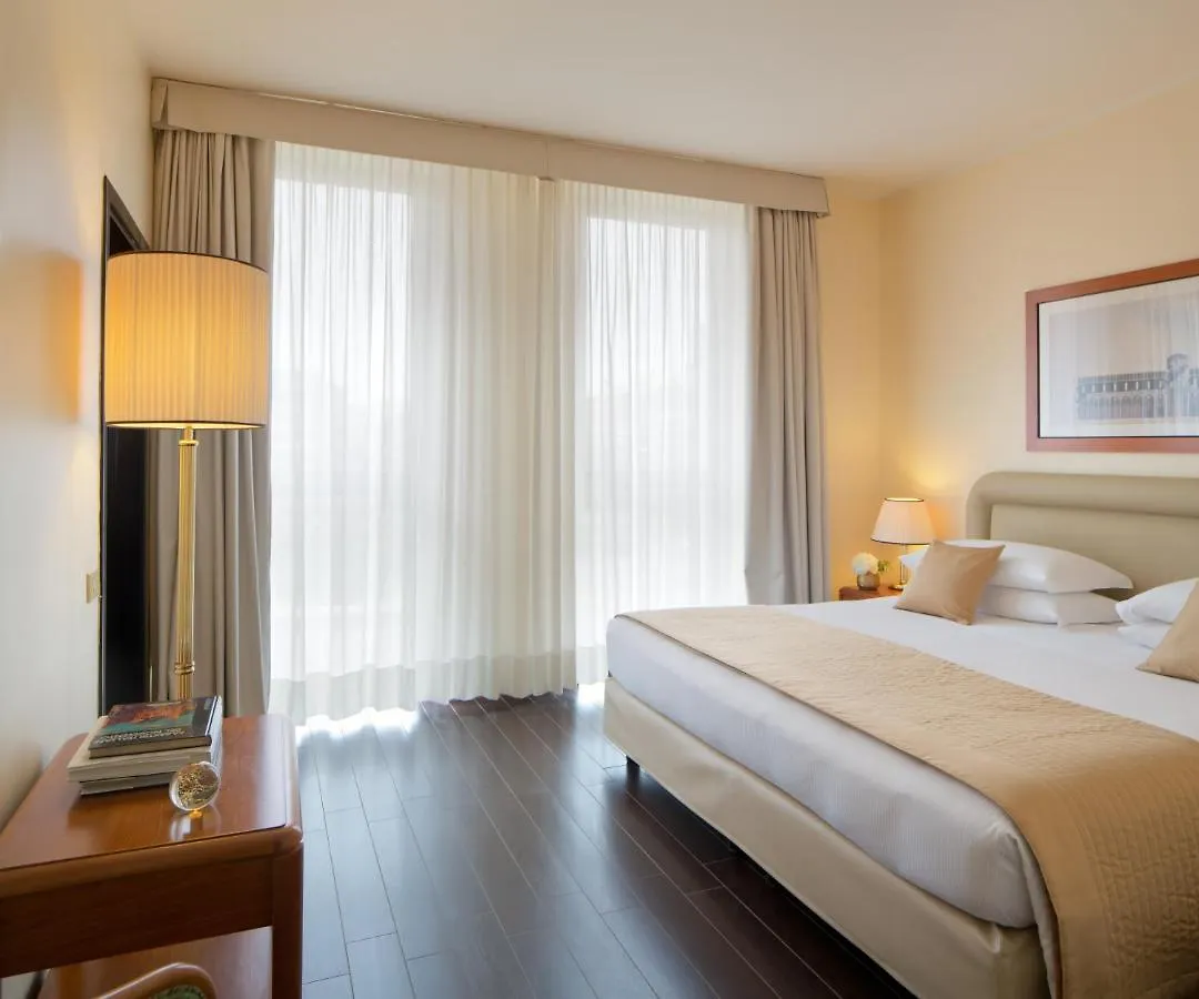 **** Hotel Starhotels Business Palace Milaan Italië